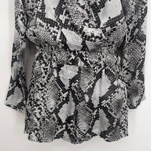 Sofia Collection Natalia Snakeskin Print Long Sleeve Romper - Picture 4 of 11